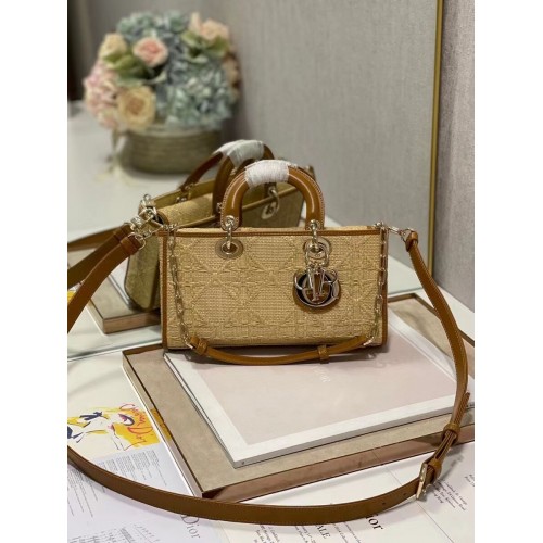 BOLSO MEDIANO LADY DIOR C9627 Albaricoque
