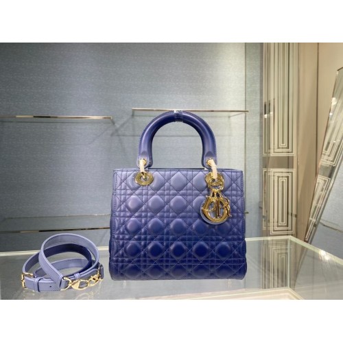 BOLSO MEDIANO LADY DIOR Piel de cordero Cannage degradada M0565OS azul
