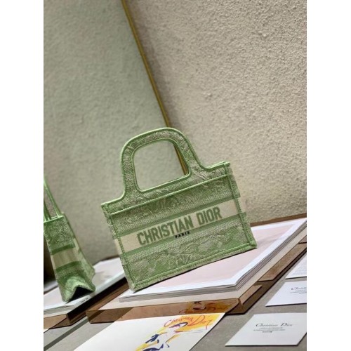 MINI DIOR BOOK TOTE Bordado S5475Z verde