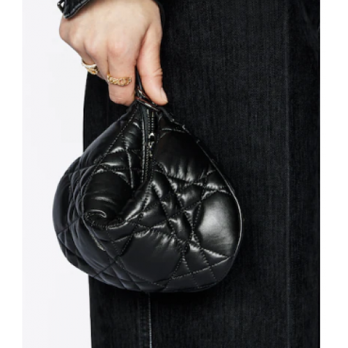 BOLSO MINI DIOR CARO TULIP Piel de becerro Macrocannage acolchada negra S5139B
