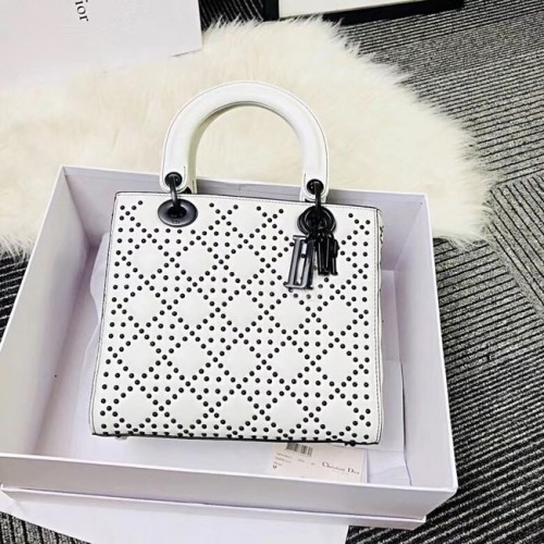 BOLSO MINI LADY DIOR BECERRO M0579S blanco