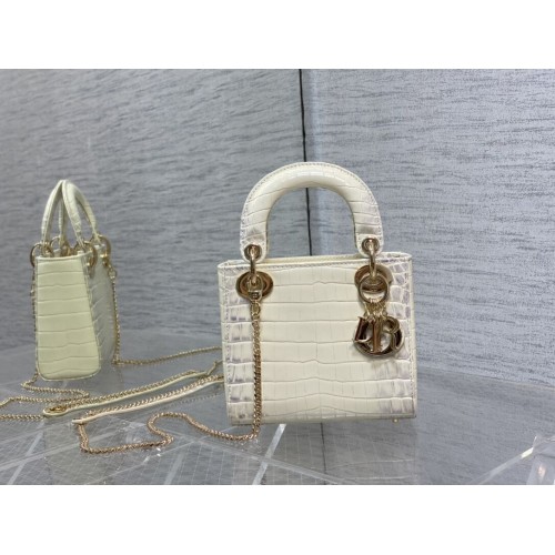 BOLSO MINI LADY DIOR Piel de becerro cocodrilo Cannage C0966 Crema
