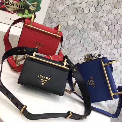 PRADA Bolso de Hombro con Solapa Piel Original P2312