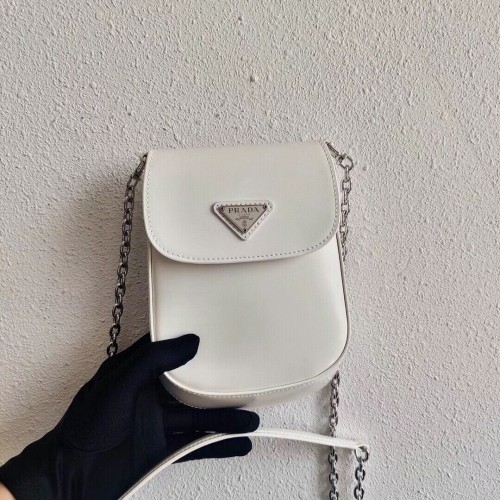 Prada Minibolso de piel cepillada 1BH185 blanco