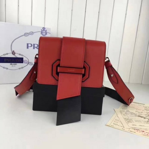 Prada Bolso de piel de becerro 18355