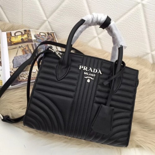 Prada Bolso de piel de becerro 1BA045 negro