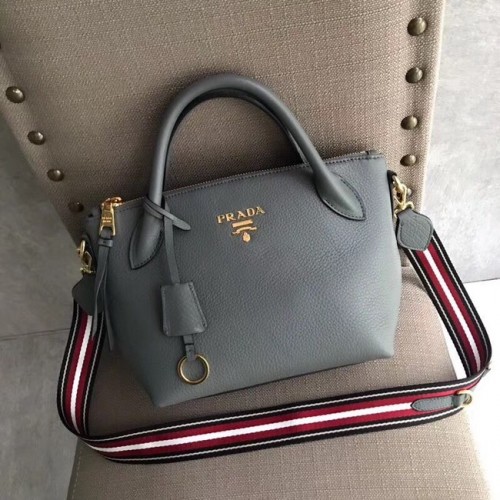 Prada Bolso de piel de becerro 1BH111 gris