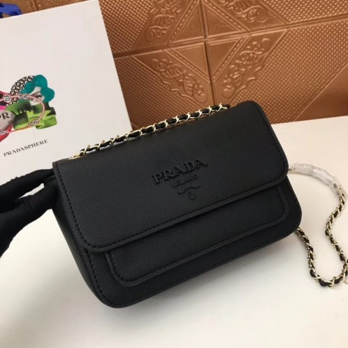 Bolso de hombro Prada en piel de becerro 3011 negro