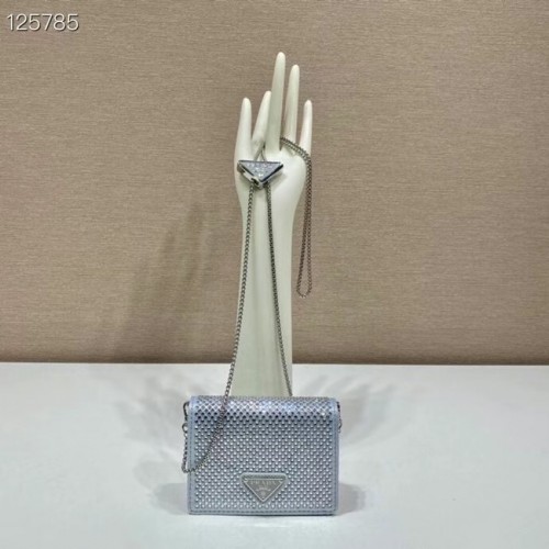 Prada Tarjetero con tachuelas de cristales y bandolera 1MR024 plata