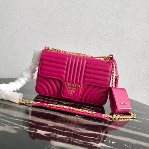 Prada Diagramme bolso mediano de piel 1BD108 rosa
