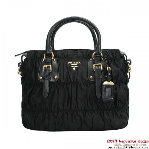 Prada Gaufre Bolsas de tela de nailon BN1336 Negro