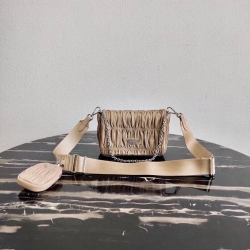 Prada Gaufre bandolera de napa 1BD289 Galletas