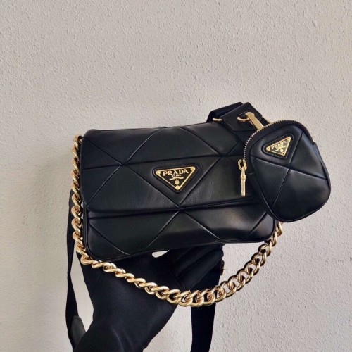 Bolso de hombro Prada Gaufre napa 1BD292A negro