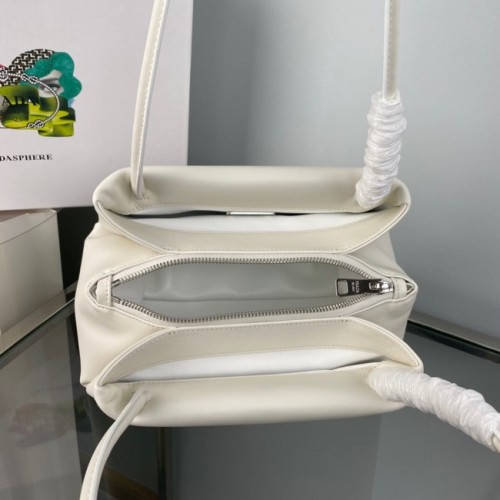 Prada Bolso triangular de piel 1BA368 blanco