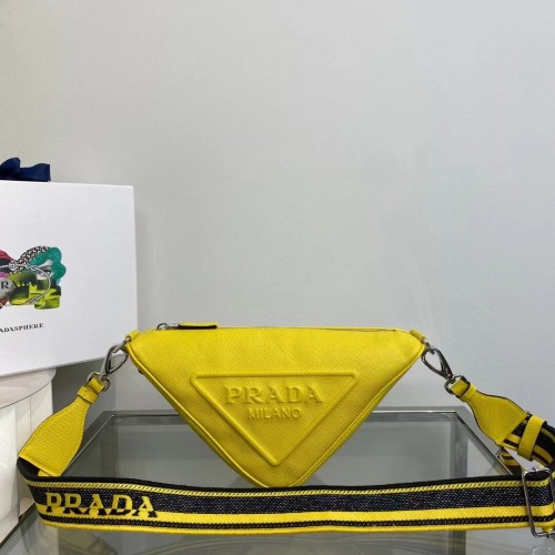 Bolso de hombro Prada Leather Triangle 2EV055 amarillo