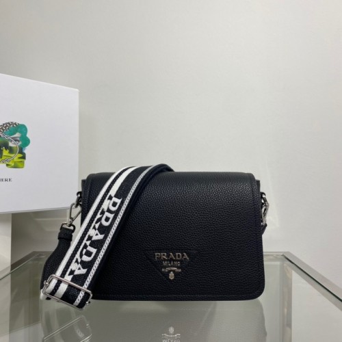 Prada Bolso de piel con bandolera 1BD314 negro