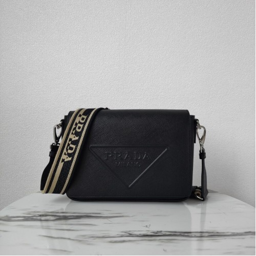 Prada Bolso de piel con bandolera 2BV031 negro