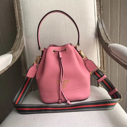 Bolso bombonera de piel Prada 1BE018 rosa