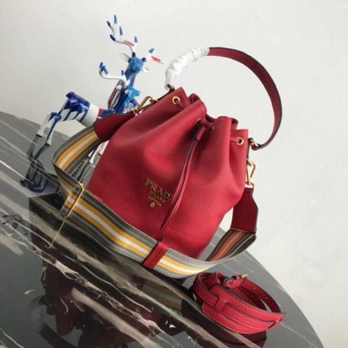 Prada Bolso bombonera de piel 1BE018 rojo