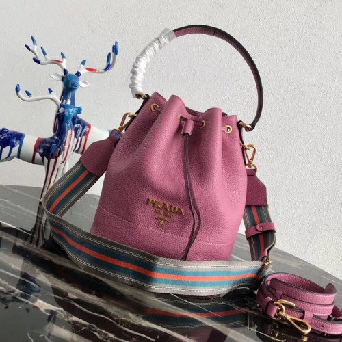 Bolso bombonera de piel Prada 1BE018 rosa