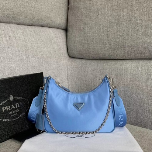 Prada Re-Edition 2005 bandolera de nylon 1BH204 azul claro