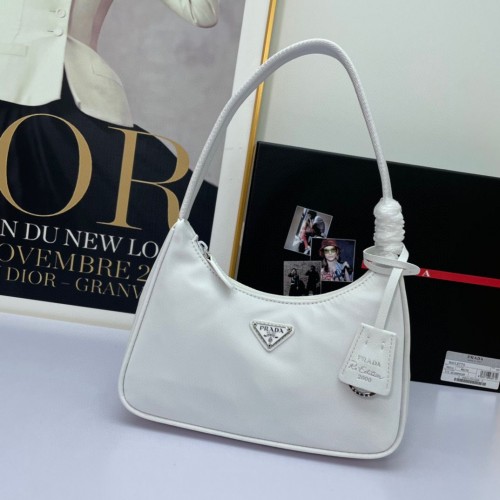 Minibolso de nylon Prada Re-Edition 2000 1NE515 Blanco
