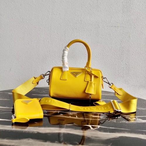Prada Re-Edition 2005 bolso de mano 1BB846 amarillo