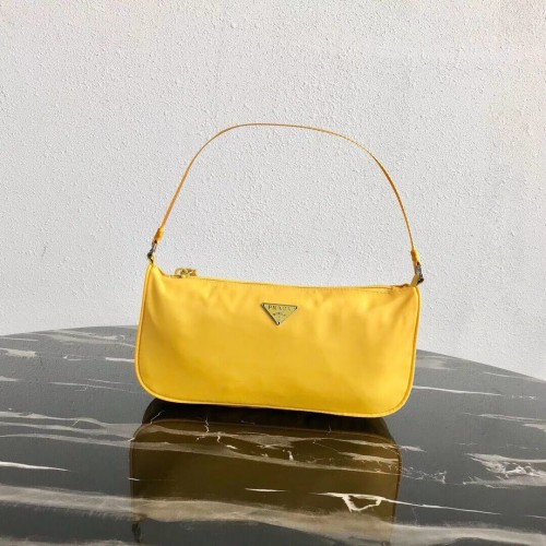 Bolso tote Prada Re-Edition nylon 1N1419 amarillo