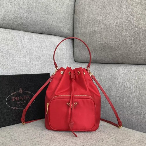 Prada Re-Edition nylon Tote bag 81166 rojo