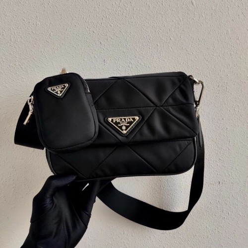 Prada Re-Edition bandolera de nailon 1BD292A negro