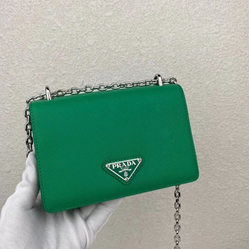 Mini bolso de hombro Prada de piel Saffiano 2BD032 verde