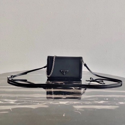 Bolso de hombro Prada en piel Saffiano 2BP019 negro