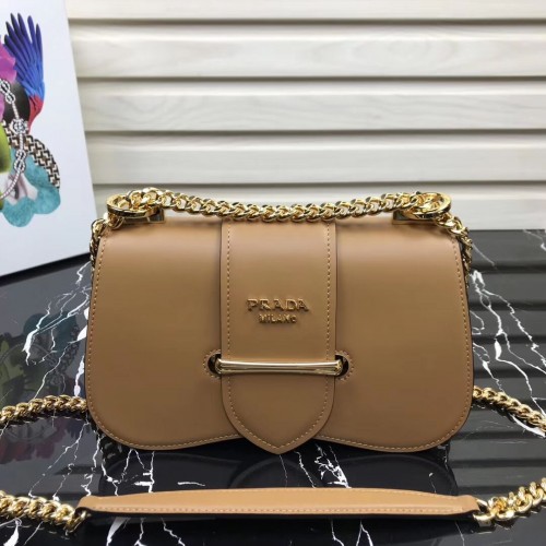 Bolso de hombro Prada Sidonie en piel 1BD184 Marrón