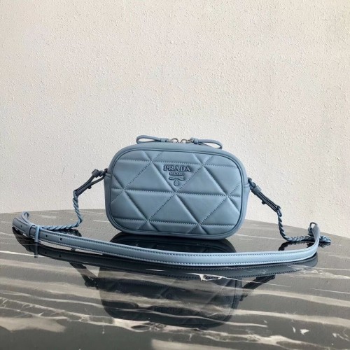 Bolso de hombro Prada Spectrum 1BH141 azul claro