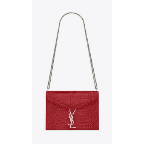 SAINT LAURENT CASSANDRA BOLSO MEDIANO DE CADENA DE PIEL GRABADA DE COCODRILO BRILLANTE 532750 ROUGE EROS