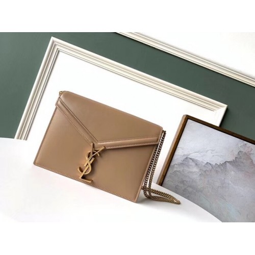 SAINT LAURENT Bolso bandolera Cassandra de piel 532750 Camel