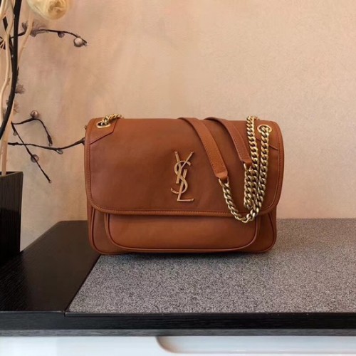 SAINT LAURENT Bolso de hombro Niki mediano de piel con monograma 504865 Camello