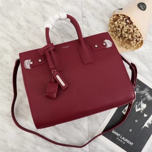 SAINT LAURENT Sac de Jour Slouch piel graneada pequeña 5711 rojo