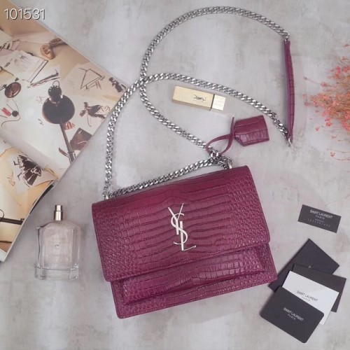 SAINT LAURENT Bolso de hombro Sunset de piel repujada de cocodrilo 442906 rosa