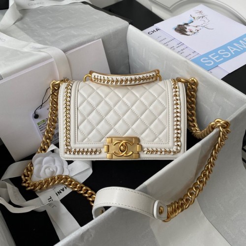 BOLSO DE MANO PEQUEÑO NIÑO CHANEL Metal Dorado A67085 BLANCO