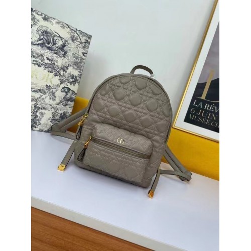 MOCHILA DIOR PEQUEÑA Piel de cordero Cannage M9222U Topo