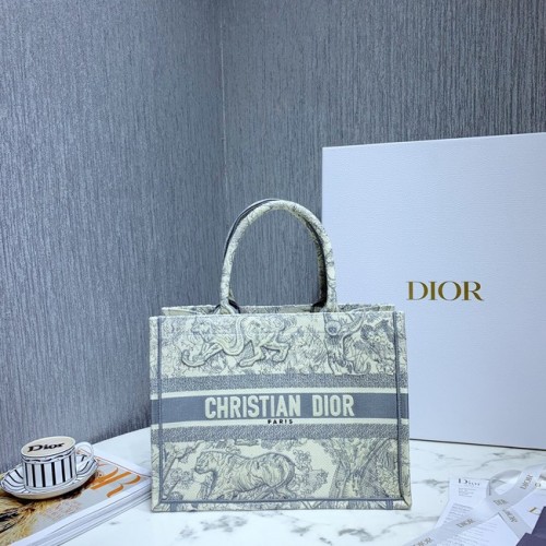 PEQUEÑO BOOK TOTE DIOR Bordado M1296-3