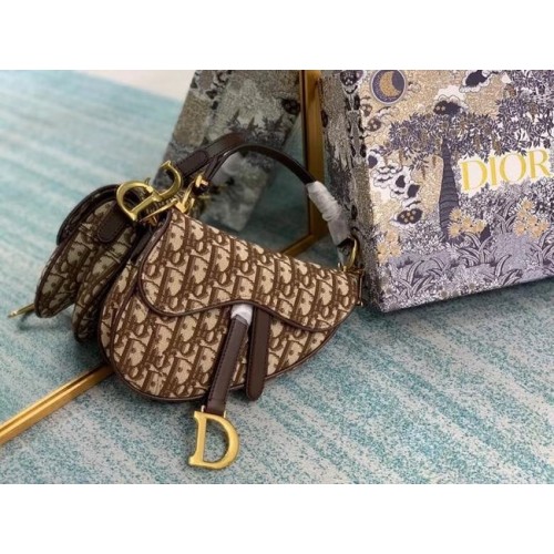 BOLSO SADDLE PEQUEÑO Dior Oblique Bordado M1296ZW Marrón
