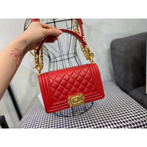 Bolso pequeño niño chanel AS67085 rojo
