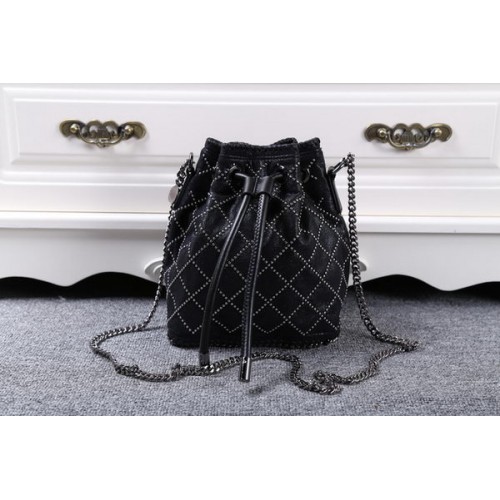 Stella McCartney Bolso bombonera acolchado con tachuelas Falabella SMC013 Negro