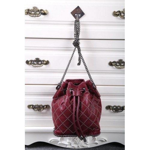 Stella McCartney Bolso bombonera acolchado con tachuelas Falabella SMC013 Vino