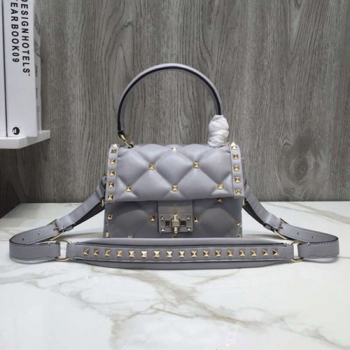 VALENTINO Bandolera Candy de piel acolchada 0033 gris
