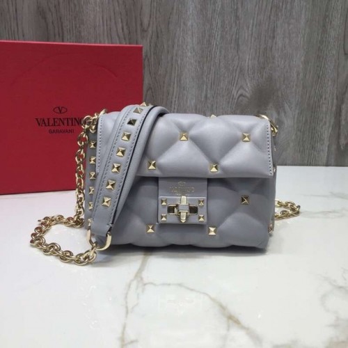 VALENTINO Bandolera Candy de piel acolchada 0073 gris