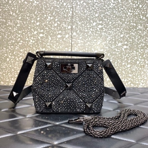 VALENTINO GARAVANI Botón romano W2B0I97P negro