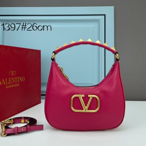 VALENTINO GARAVANI STUD SIGN Bolso hobo de piel de becerro 1W2B0K69 rosa